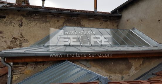 Rénovation complète d'une verrière de toiture à Beaujeu