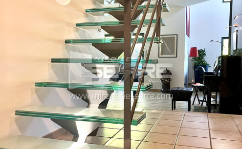 Marches d'escalier intérieur sur-mesure en verre à Fareins (01)