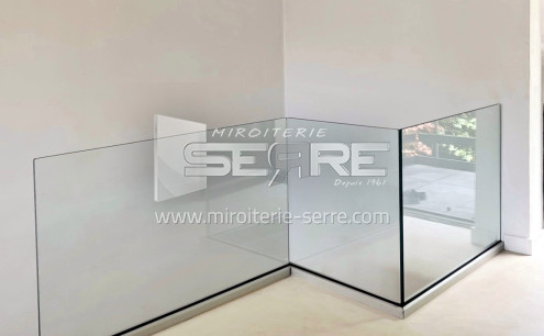 Garde-Corps en verre sur profil Aluminium à Collonges au Monts d'Or (69)