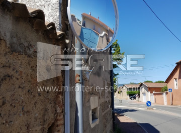 Miroir de surveillance à ST GEORGES DE RENEINS (69)