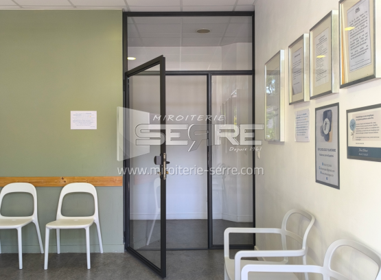 Verrière intérieure sur-mesure en Acier à Fontaine-Saint-Martin (69)