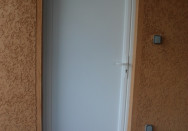 Portes sur mesure en PVC blanc proche de Châtillon-sur-Chalaronne (01)